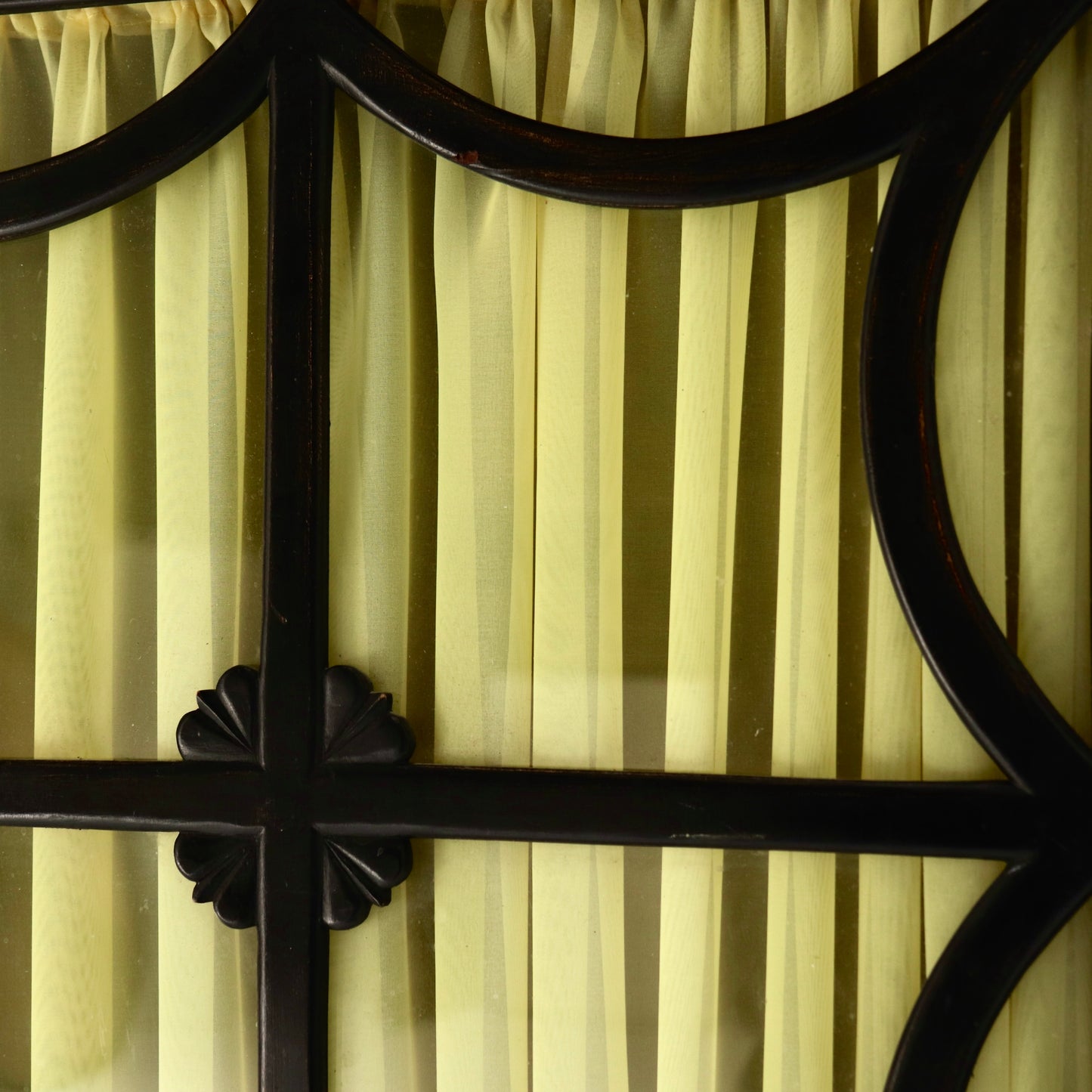 Early 20th Century French Sideboard with Glazed Doors