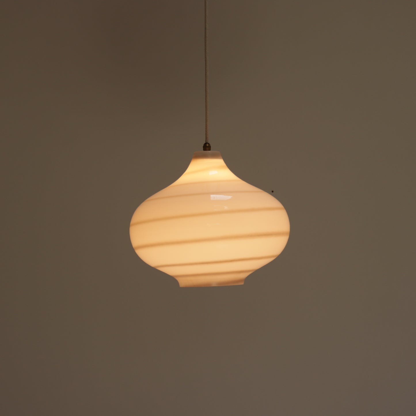 Vintage spiral opaline pendant light