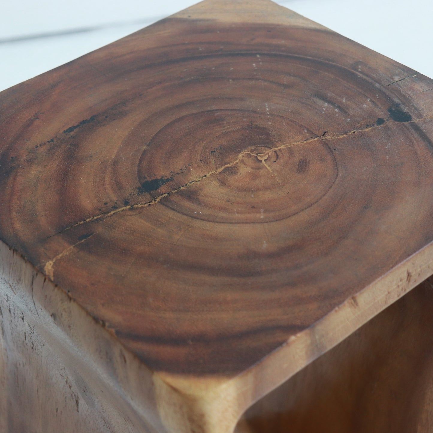 Wavy Wood side table