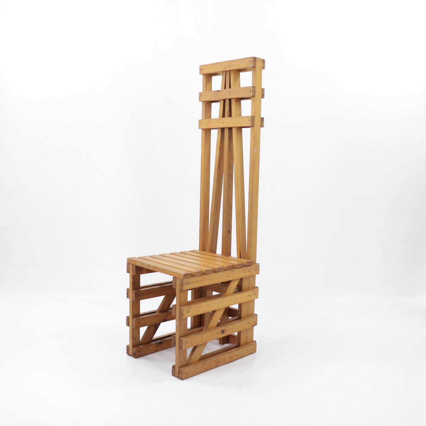Constructivist Chair with Enzo Mari vibes