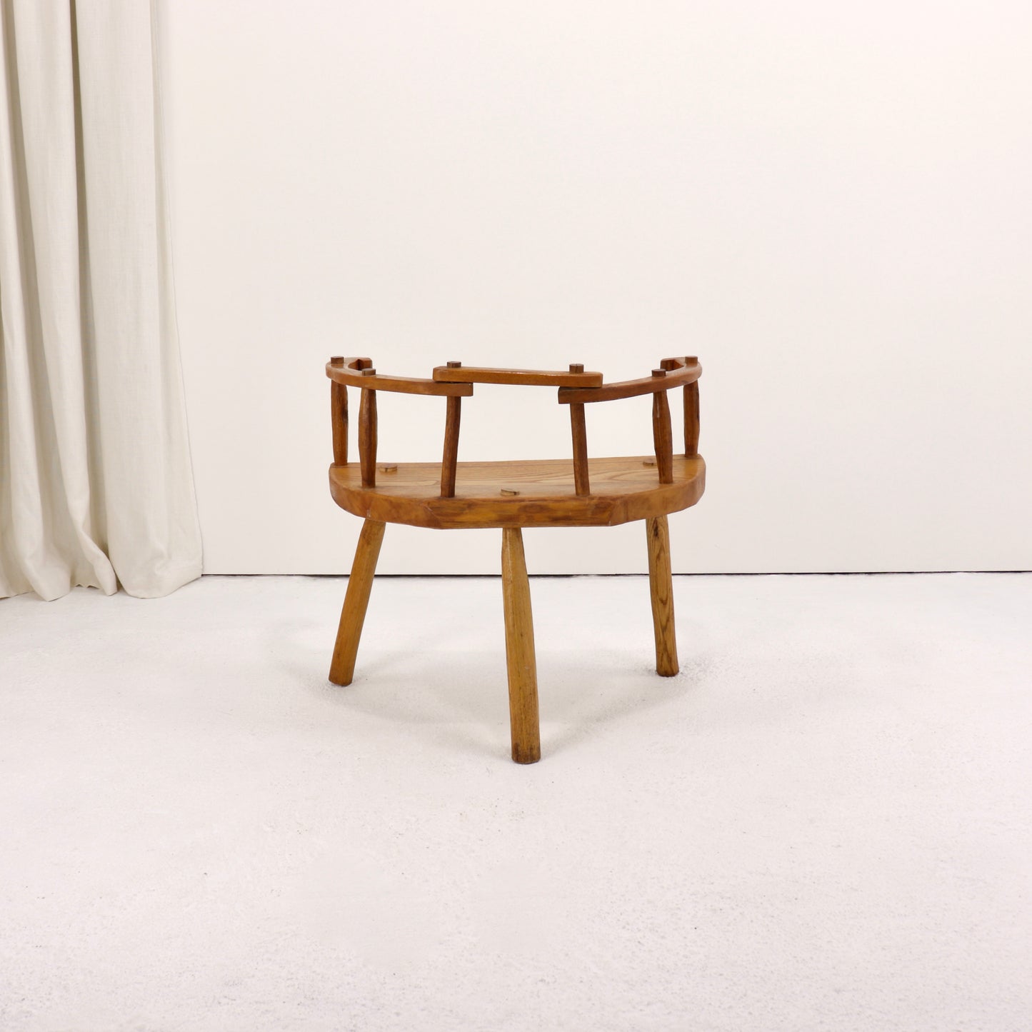 Craftsman stick back chair