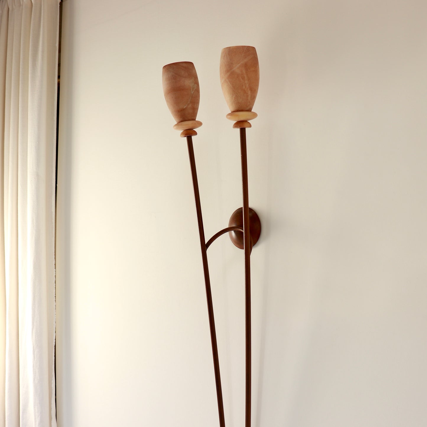 Vintage ambient lighting with twin alabaster diffusers