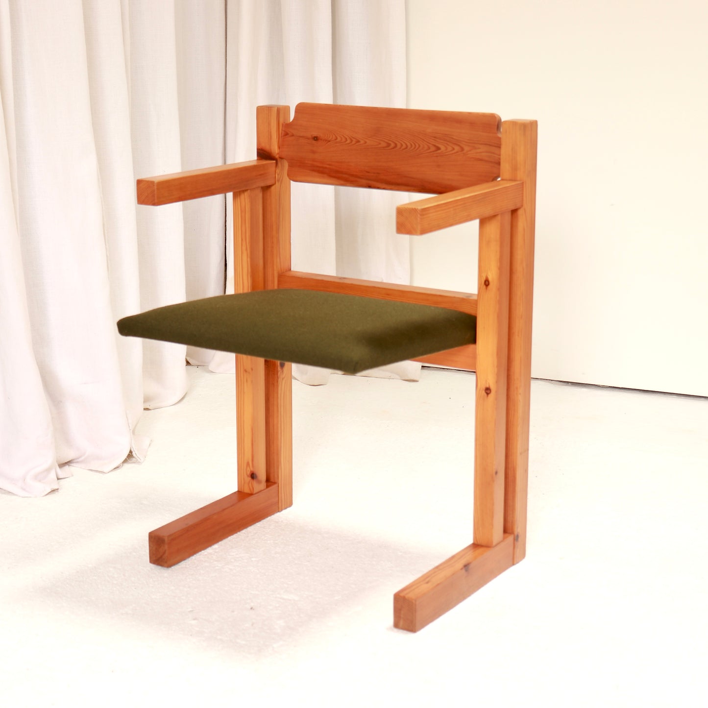 Scandinavian pine carver chairs with armrests