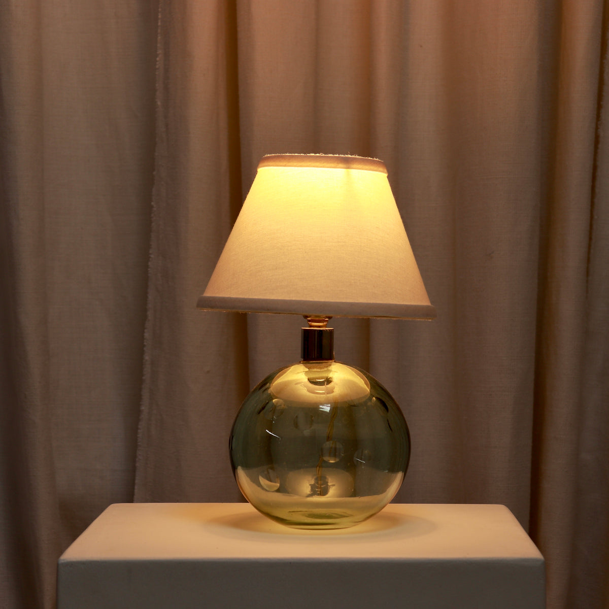 1940s French pale green glass table lamp illuminated
