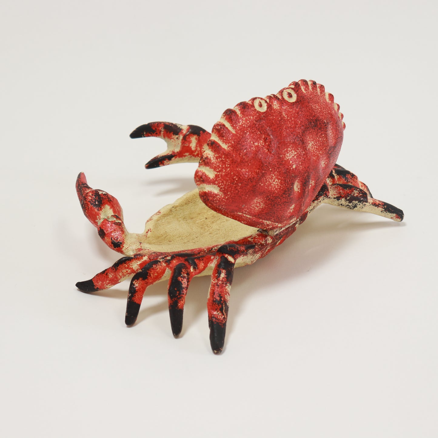 Crab form storage box with opening shell