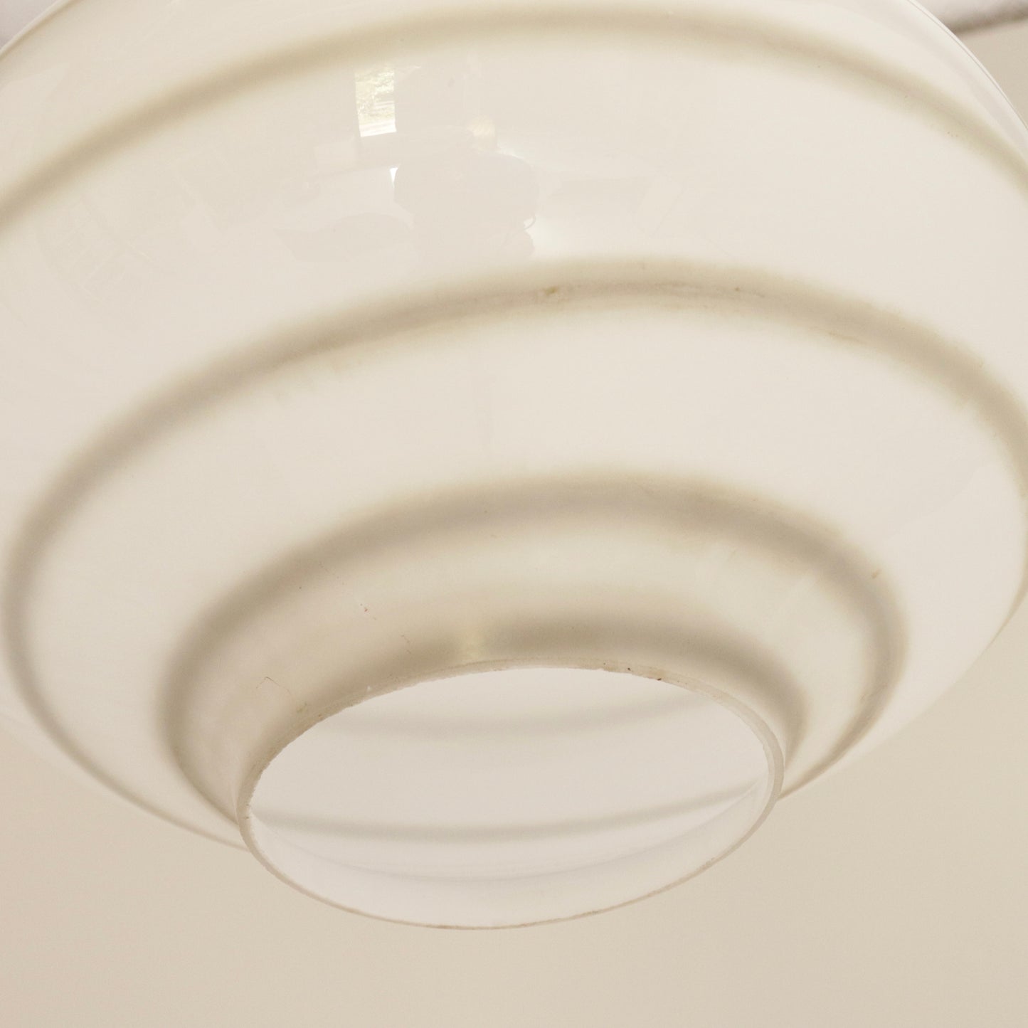 Vintage spiral opaline pendant light