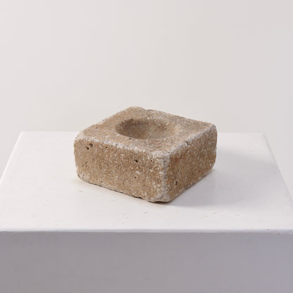Concrete dish
