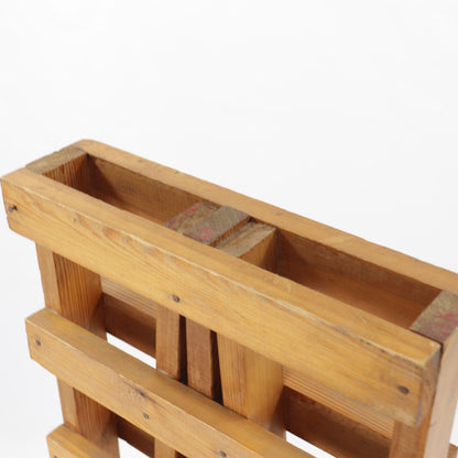 Constructivist Chair with Enzo Mari vibes