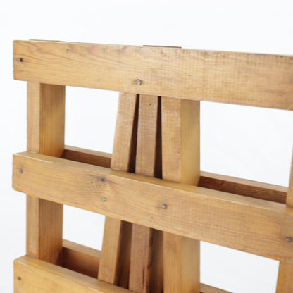 Constructivist Chair with Enzo Mari vibes