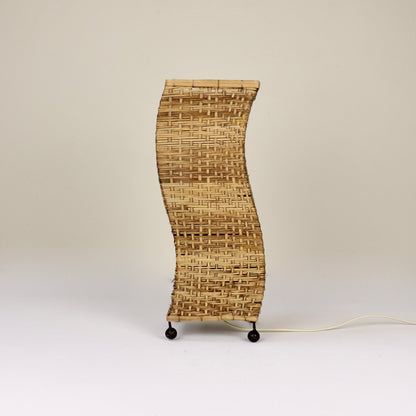 Vintage wavy rattan lamp