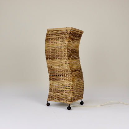 Vintage wavy rattan lamp