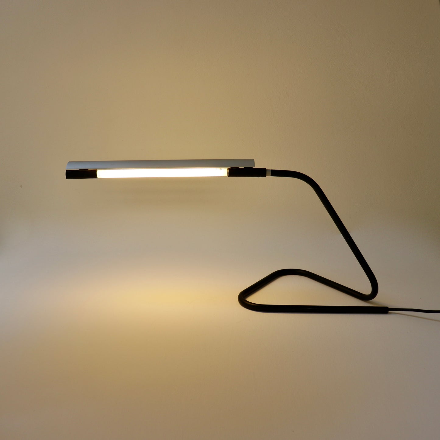 Flos "Tubino" lamp